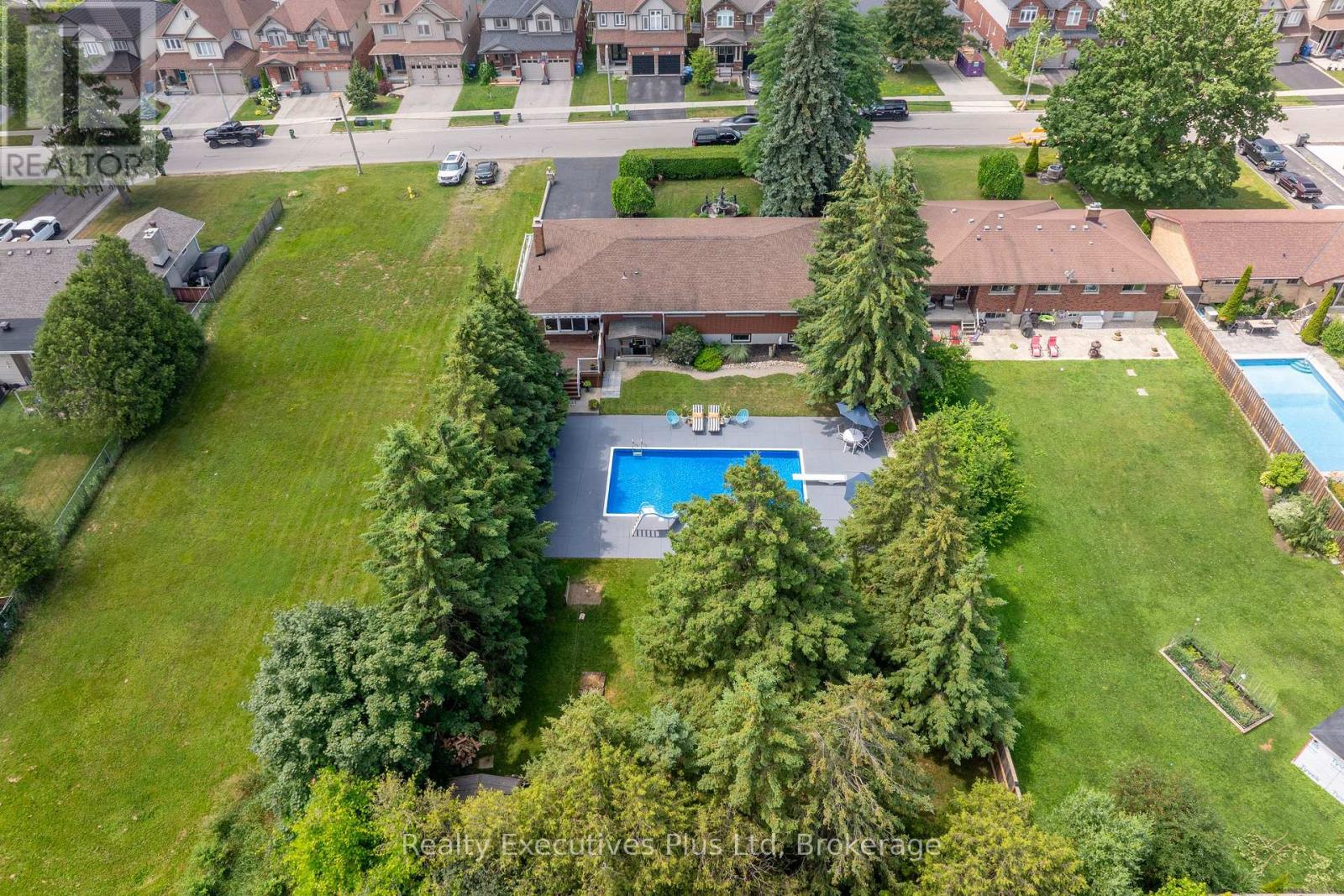 135 Cityview Drive, Guelph, Ontario  N1E 6Y7 - Photo 43 - X12413994