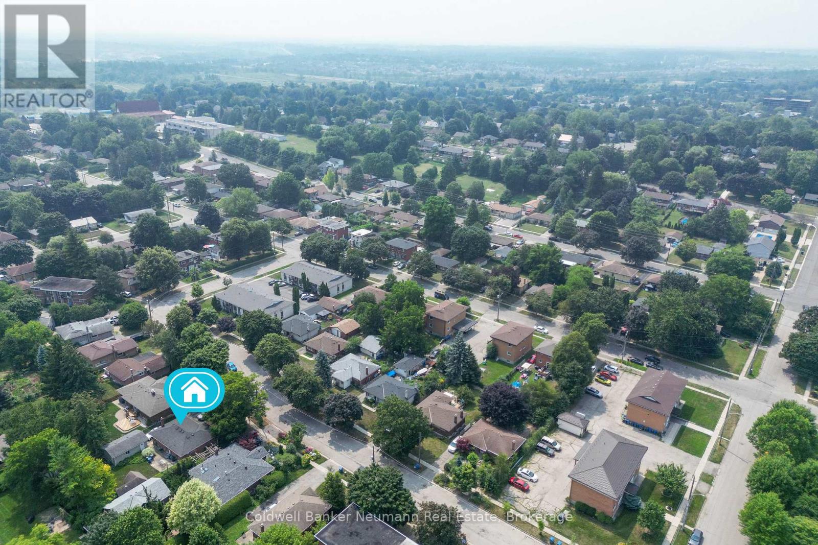 Upper - 27 Julia Drive, Guelph (Junction/onward Willow), Ontario  N1H 5V9 - Photo 10 - X12414001