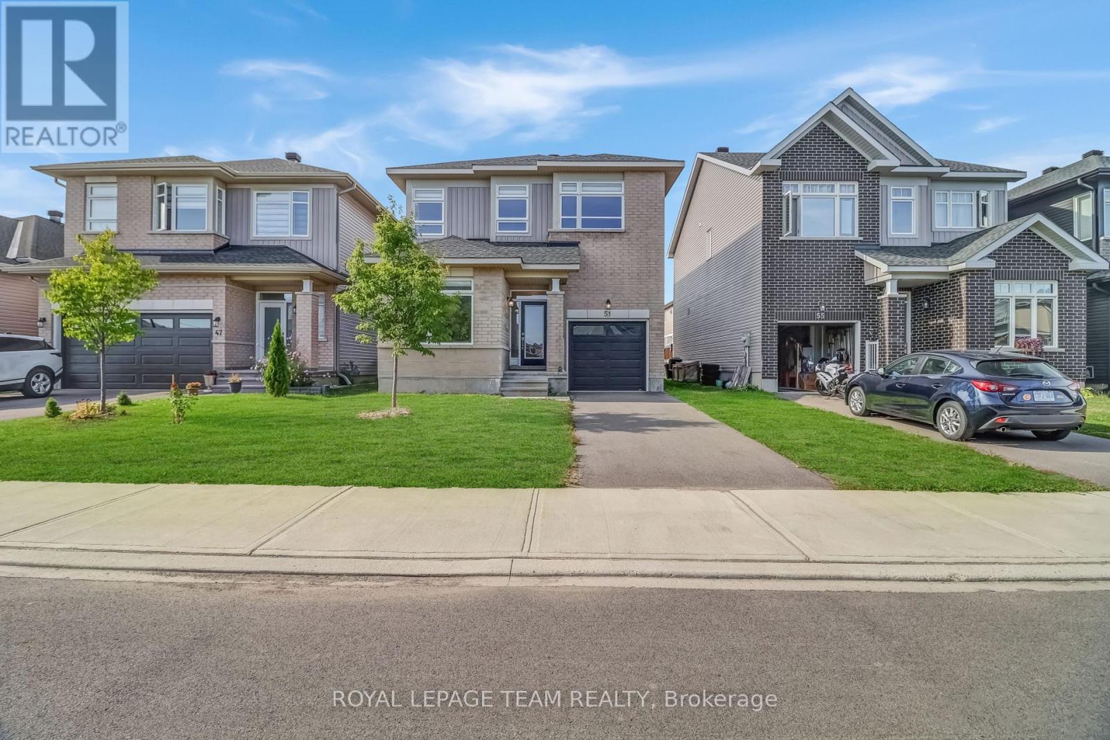 51 Robertson Lane, Carleton Place, Ontario  K7C 0R5 - Photo 2 - X12413996