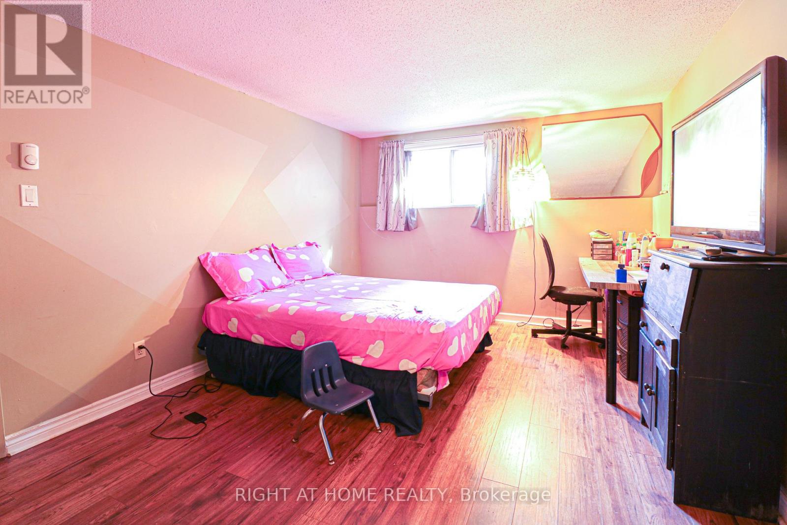 A - 311 Presland Road, Ottawa, Ontario  K1K 2B6 - Photo 11 - X12414022