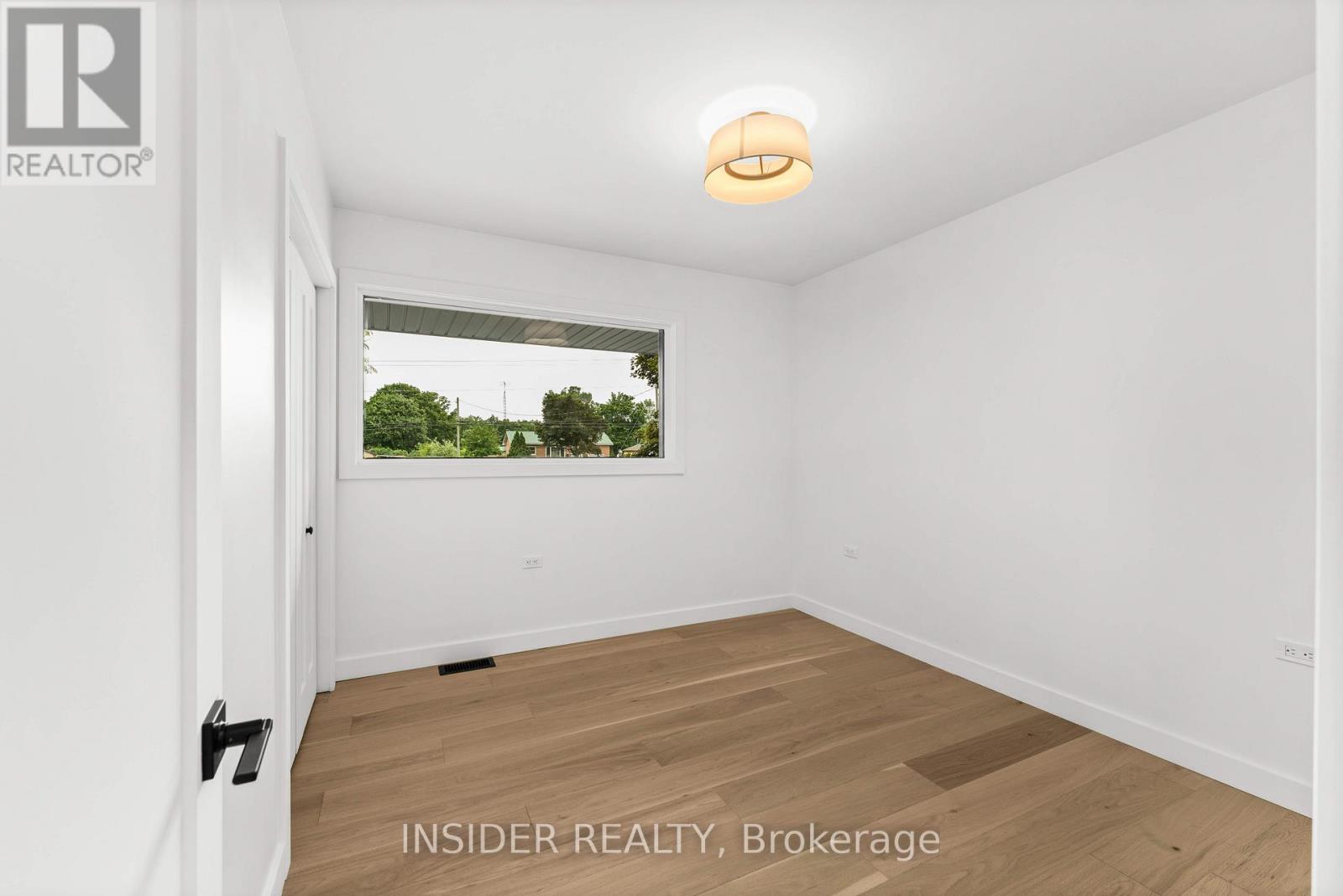 1802 Sydenham Road, Kingston, Ontario  K7L 4V4 - Photo 14 - X12413984