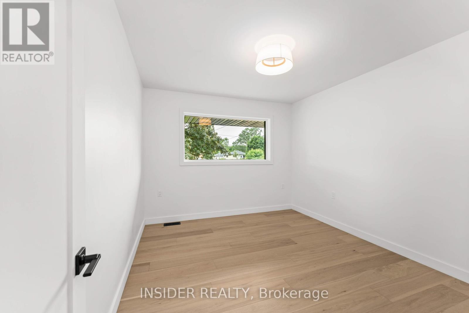1802 Sydenham Road, Kingston, Ontario  K7L 4V4 - Photo 22 - X12413984