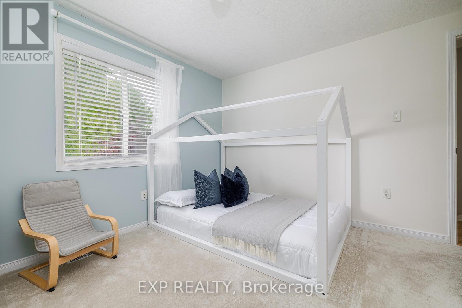 508 Brookmill Crescent, Waterloo, Ontario  N2V 2M1 - Photo 22 - X12413985