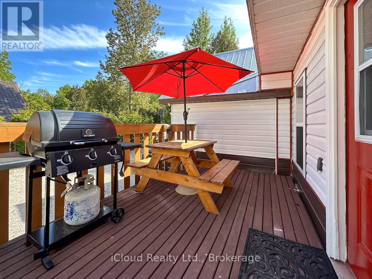 7461 Hwy 6, Northern Bruce Peninsula, Ontario  N0H 2R0 - Photo 14 - X12411529