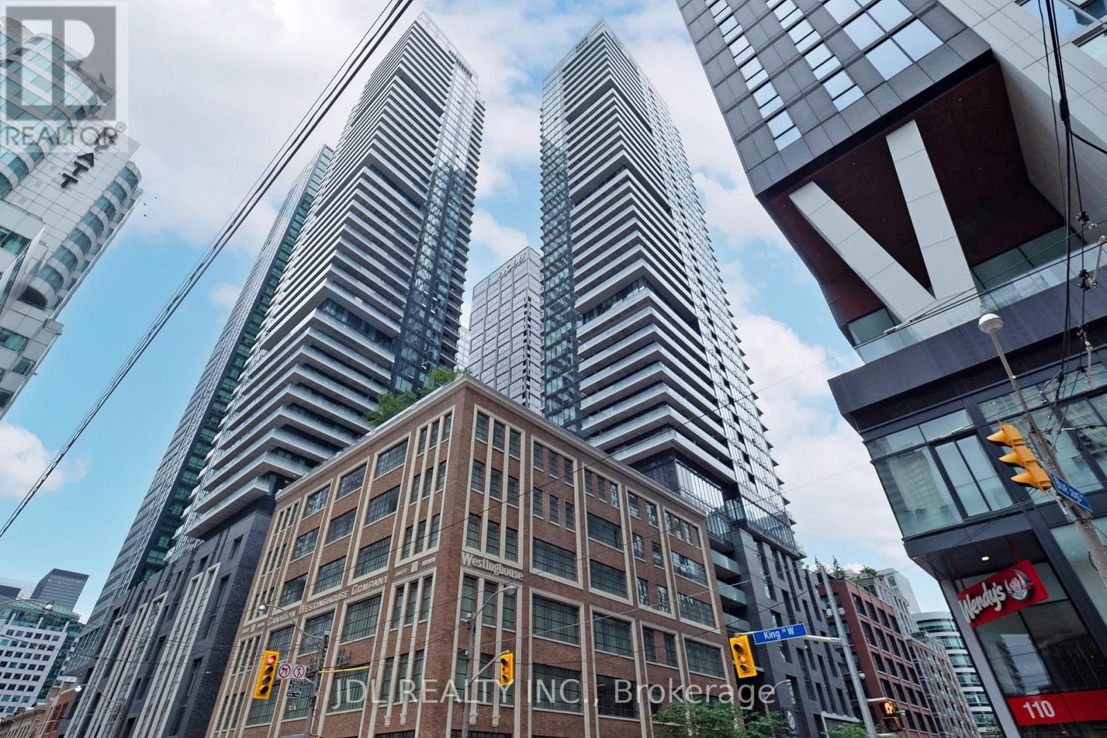 1602 - 125 BLUE JAYS WAY, Toronto, Ontario