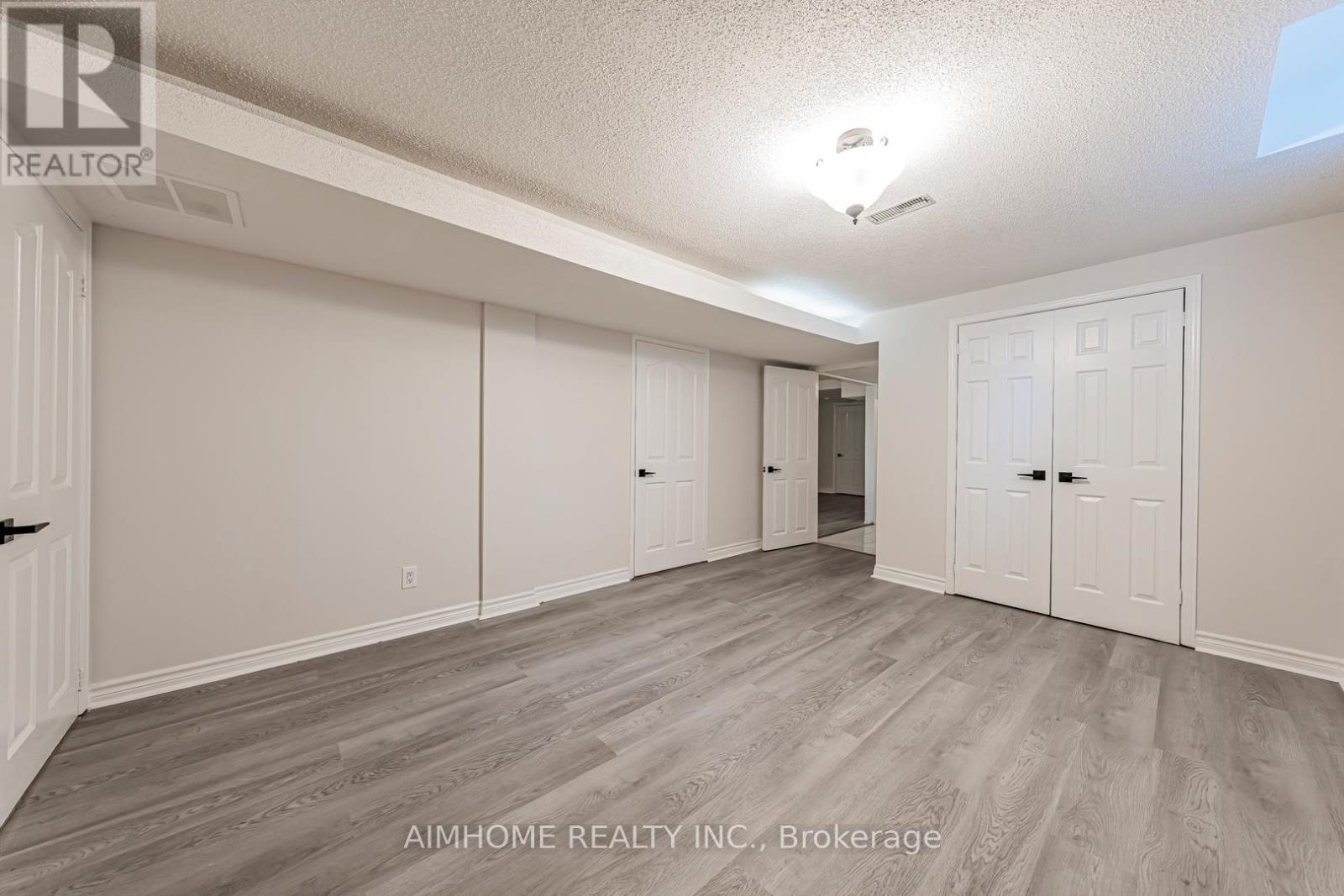 22 Chiltern Hill, Richmond Hill (Bayview Hill), Ontario  L4B 3B8 - Photo 20 - N12413989