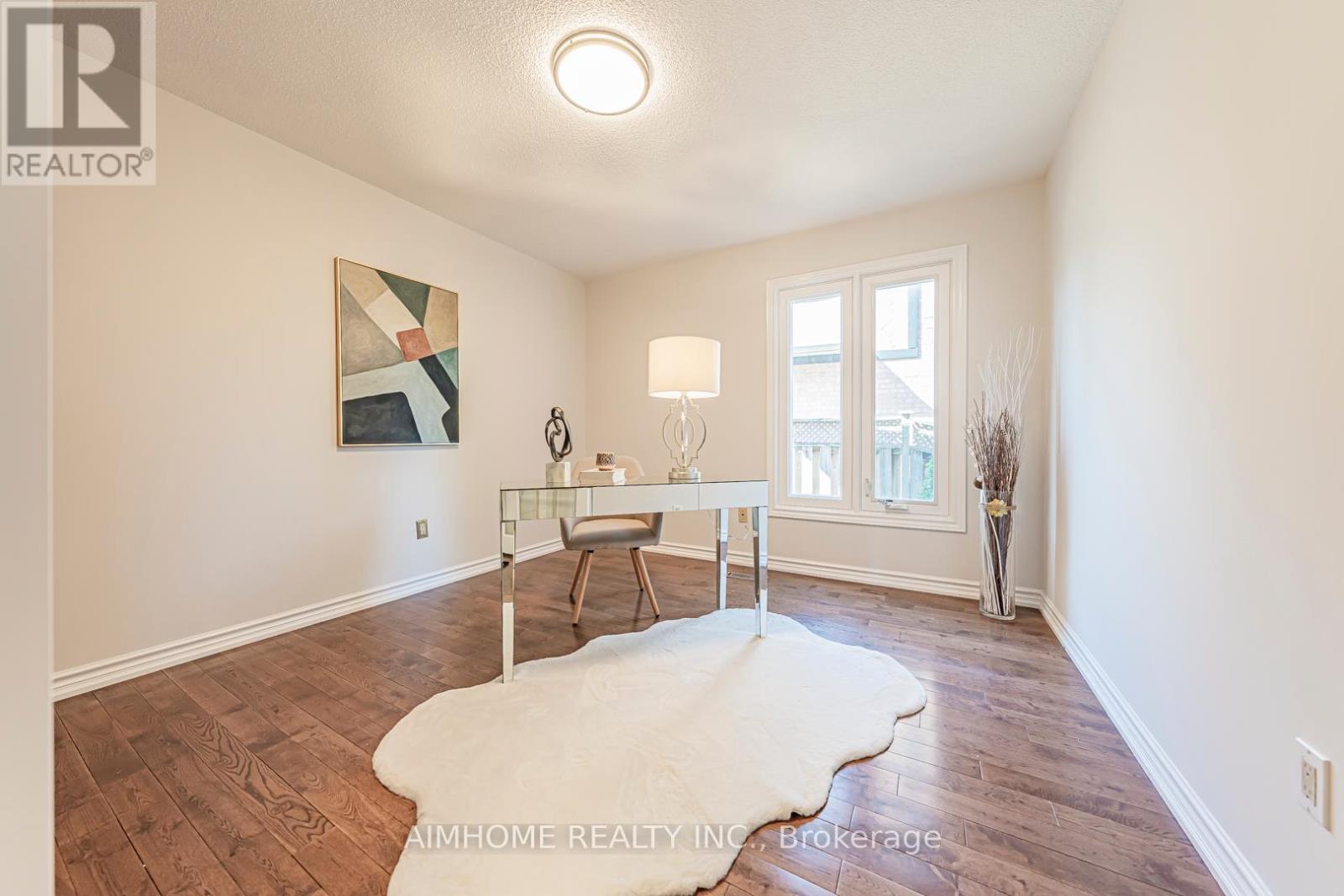 22 Chiltern Hill, Richmond Hill (Bayview Hill), Ontario  L4B 3B8 - Photo 8 - N12413989