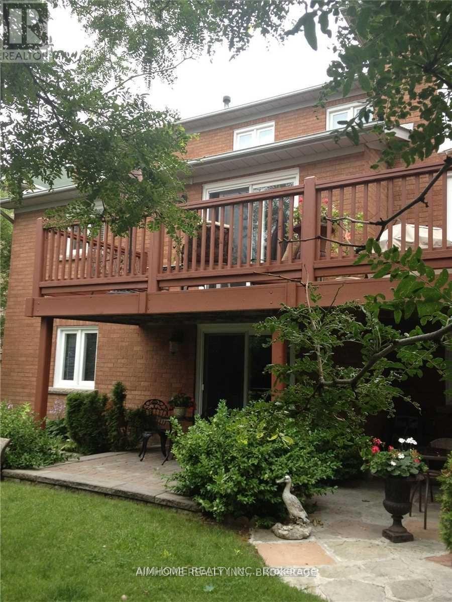 22 Chiltern Hill, Richmond Hill (Bayview Hill), Ontario  L4B 3B8 - Photo 26 - N12413989