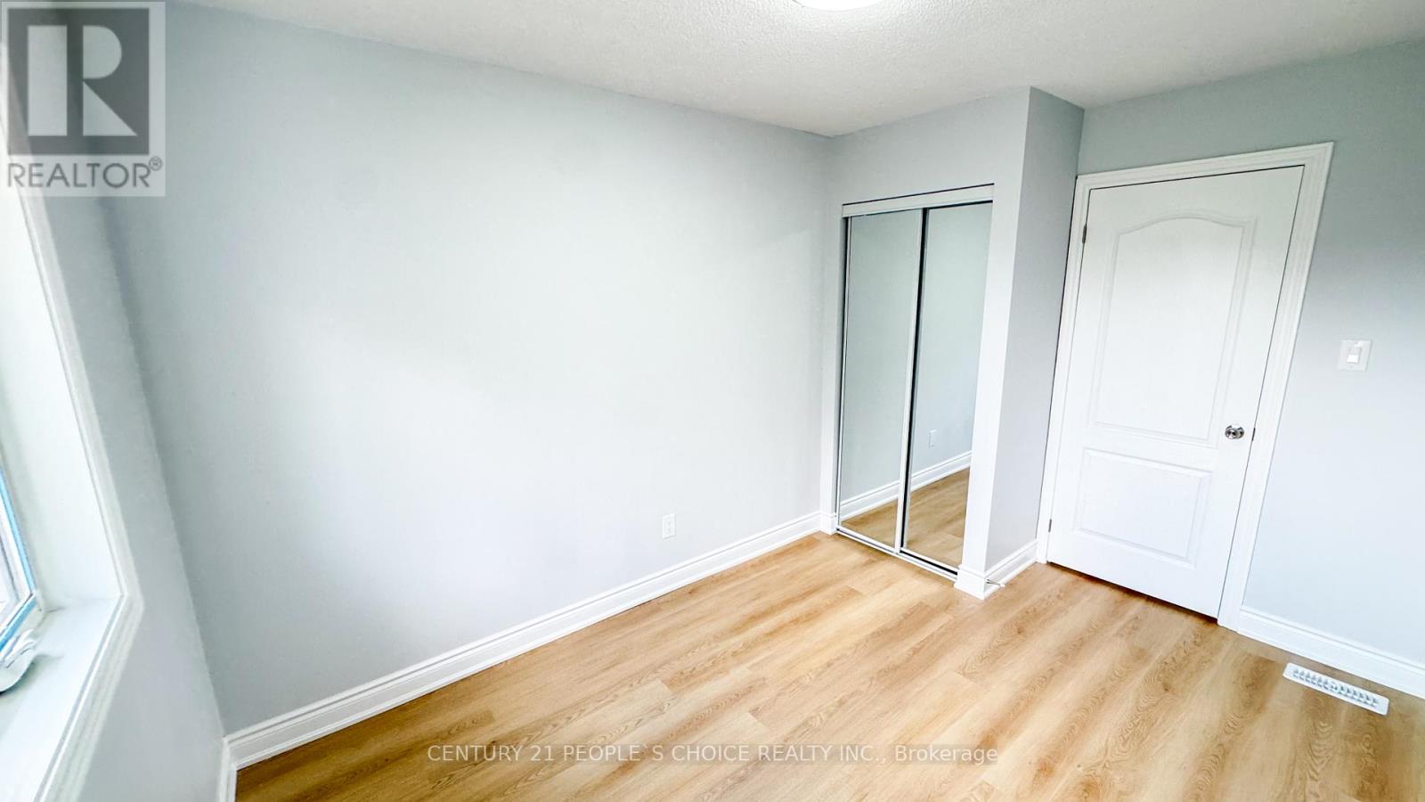 3292 Bobwhite Mews, Mississauga, Ontario  L5N 6E9 - Photo 30 - W12414002