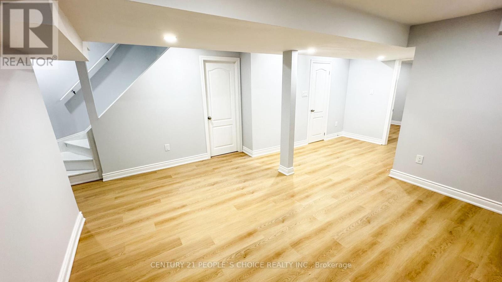 3292 Bobwhite Mews, Mississauga, Ontario  L5N 6E9 - Photo 39 - W12414002