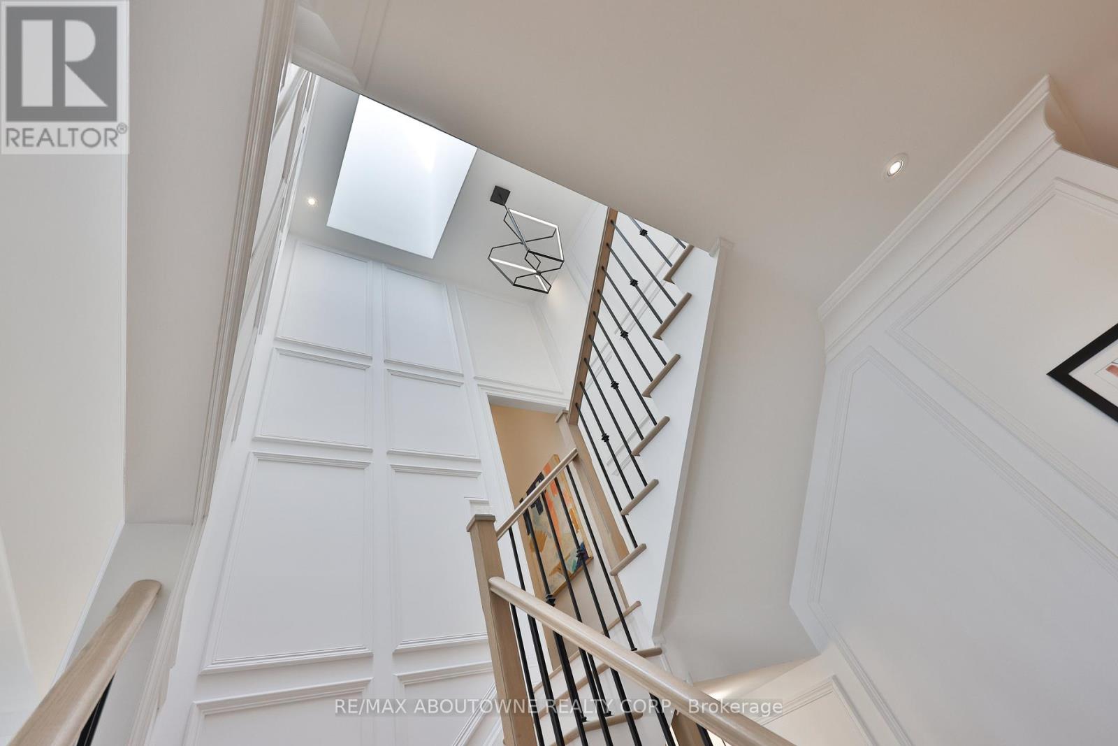 3100 Daniel Way, Oakville, Ontario  L6H 0V1 - Photo 22 - W12414003