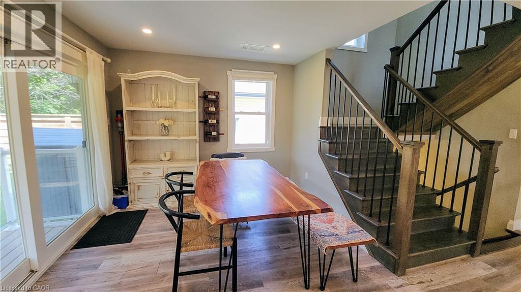 324 East 43rd Street, Hamilton, Ontario  L8T 3C7 - Photo 13 - 40758541