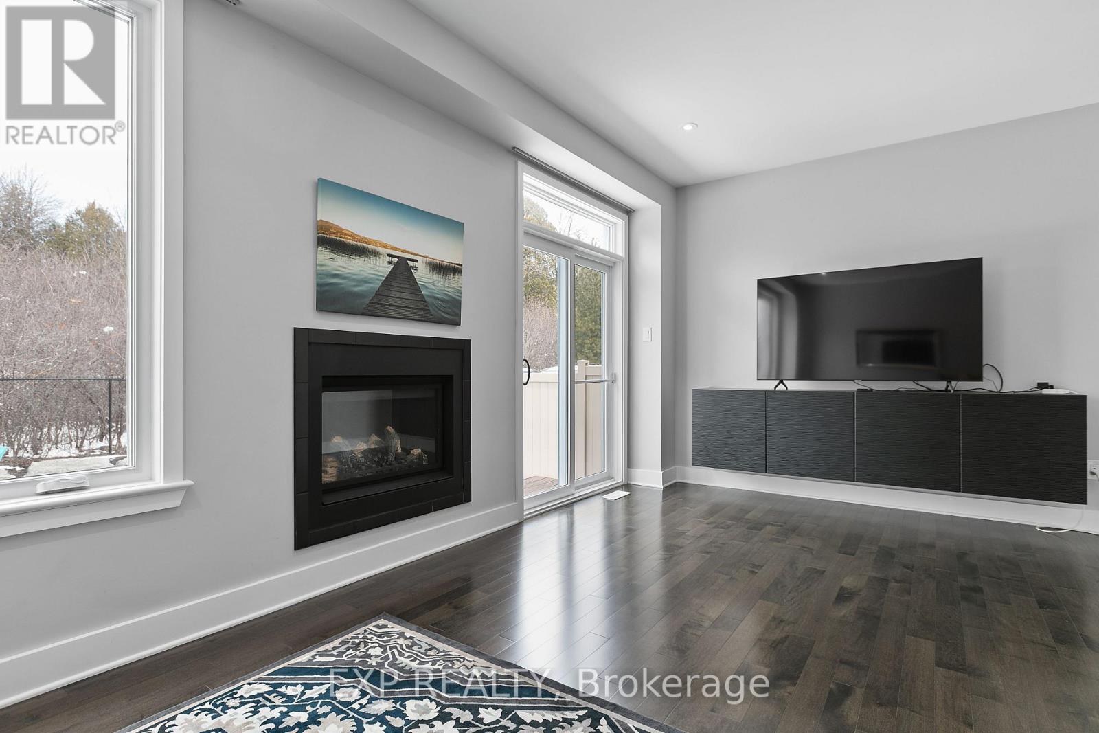 167 Highbury Park Drive, Ottawa, Ontario  K2J 5Y1 - Photo 13 - X12414045