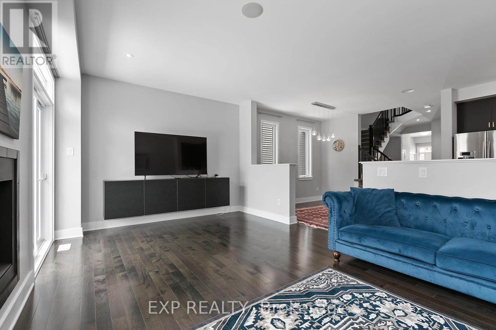 167 Highbury Park Drive, Ottawa, Ontario  K2J 5Y1 - Photo 9 - X12414045