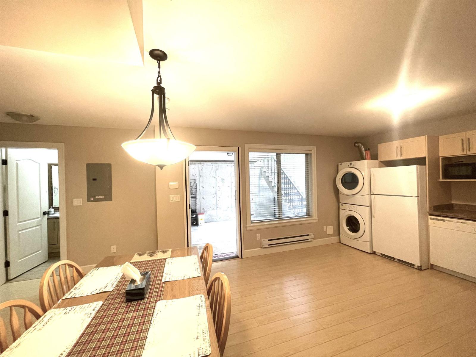 Basement 183xx 67 Avenue, Surrey, British Columbia  V3S 1E5 - Photo 2 - R3049944