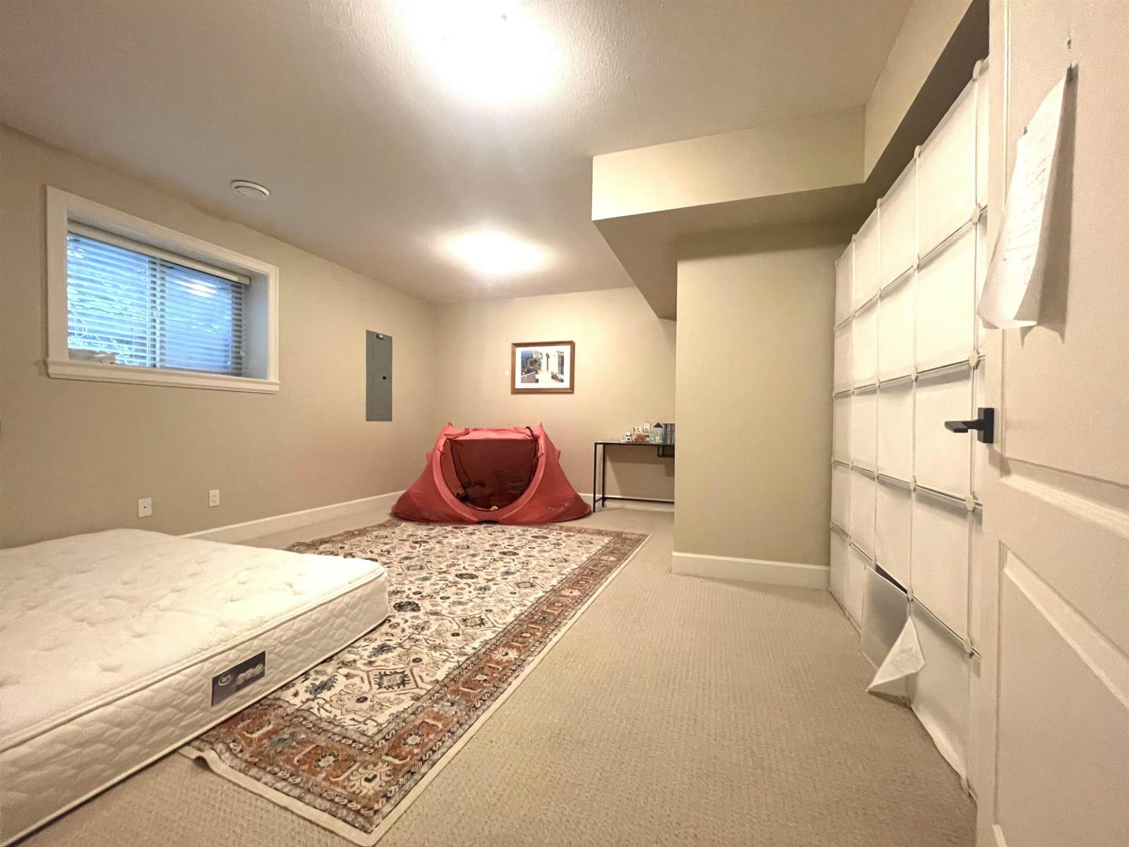 Basement 183xx 67 Avenue, Surrey, British Columbia  V3S 1E5 - Photo 9 - R3049944