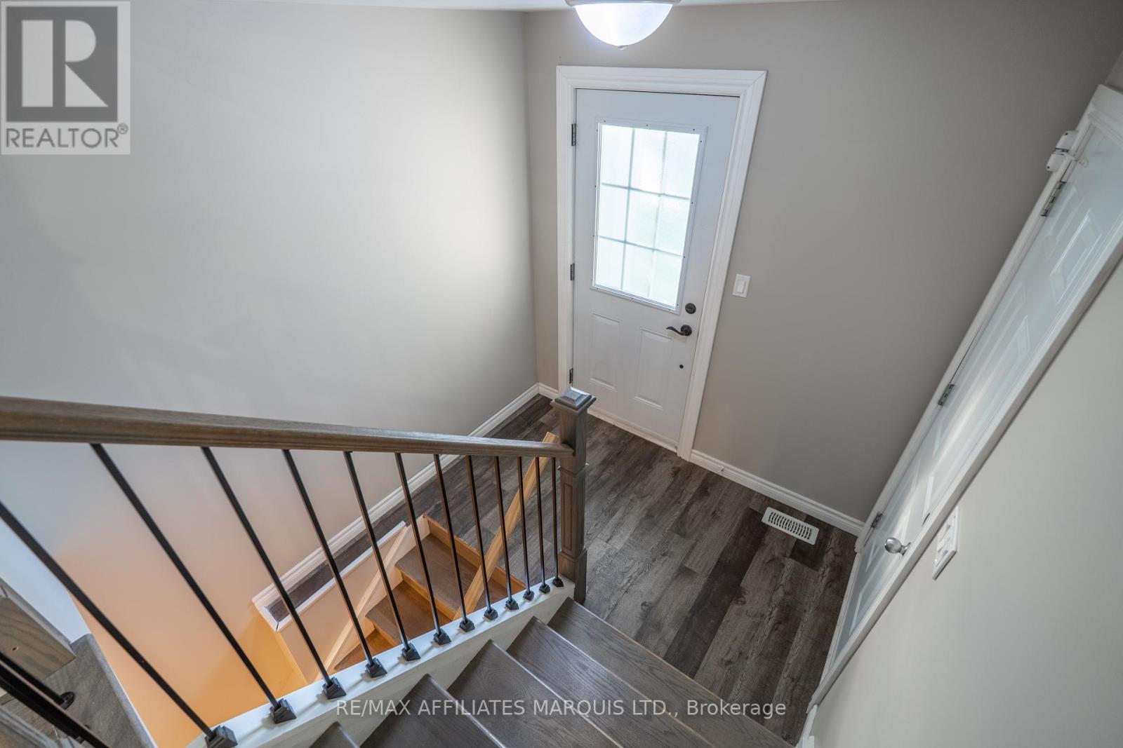 2302 Tollgate Road W, Cornwall, Ontario  K6H 5R6 - Photo 11 - X12414031