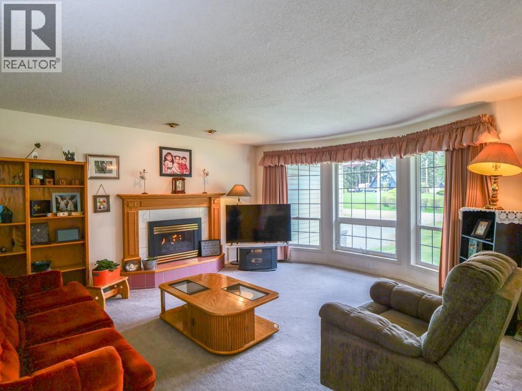 1002 Maple Heights Road, Quesnel, British Columbia  V2J 3X3 - Photo 4 - R3049947