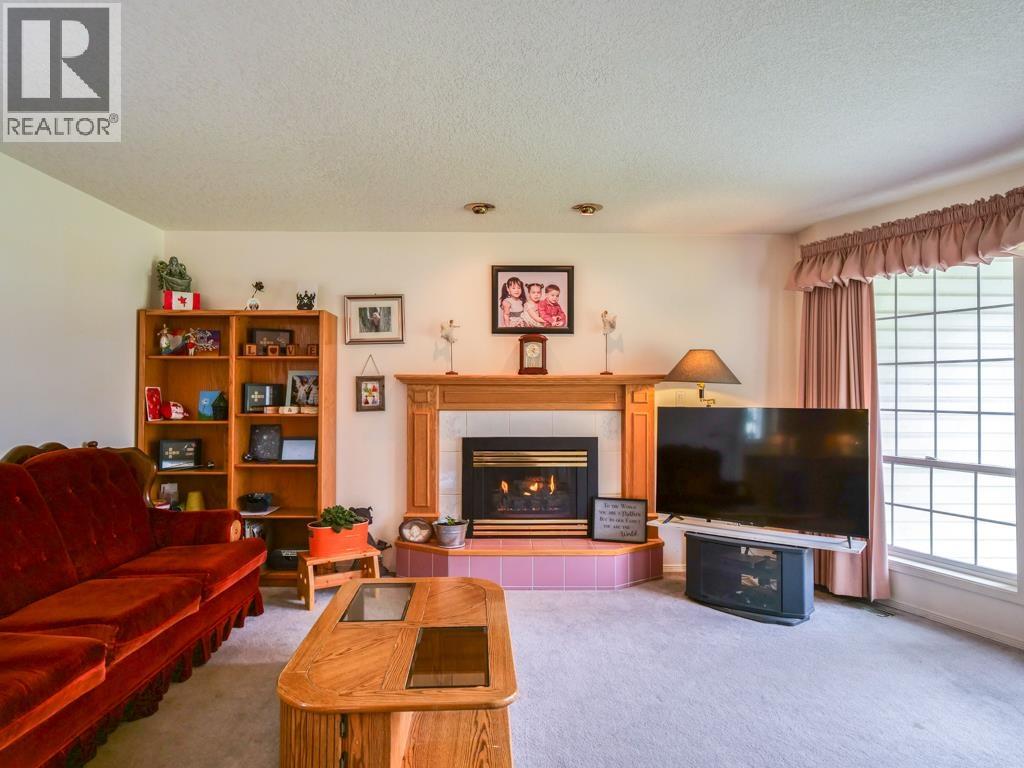 1002 Maple Heights Road, Quesnel, British Columbia  V2J 3X3 - Photo 5 - R3049947