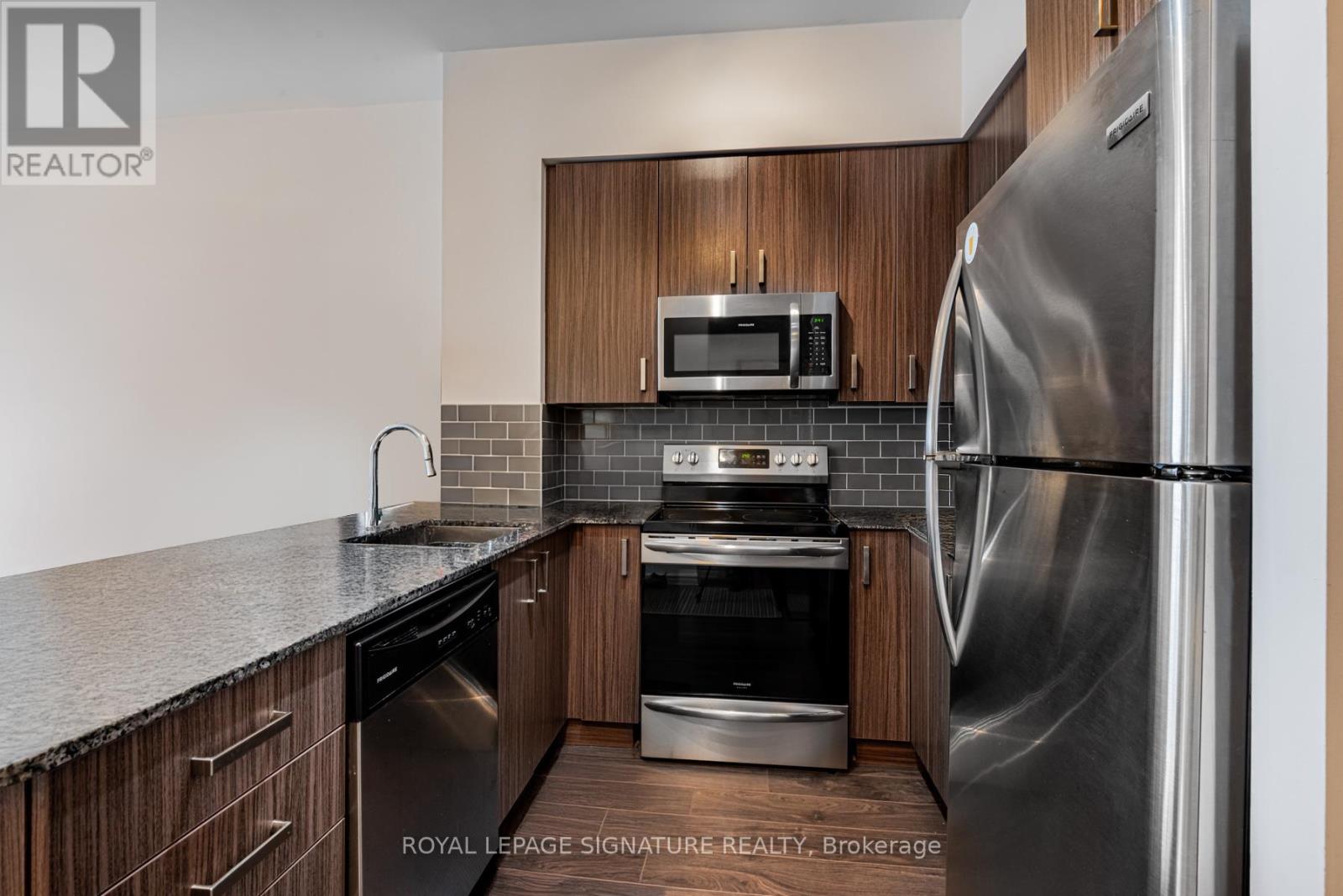 620 - 11611 Yonge Street, Richmond Hill, Ontario  L4E 1G2 - Photo 4 - N12414035