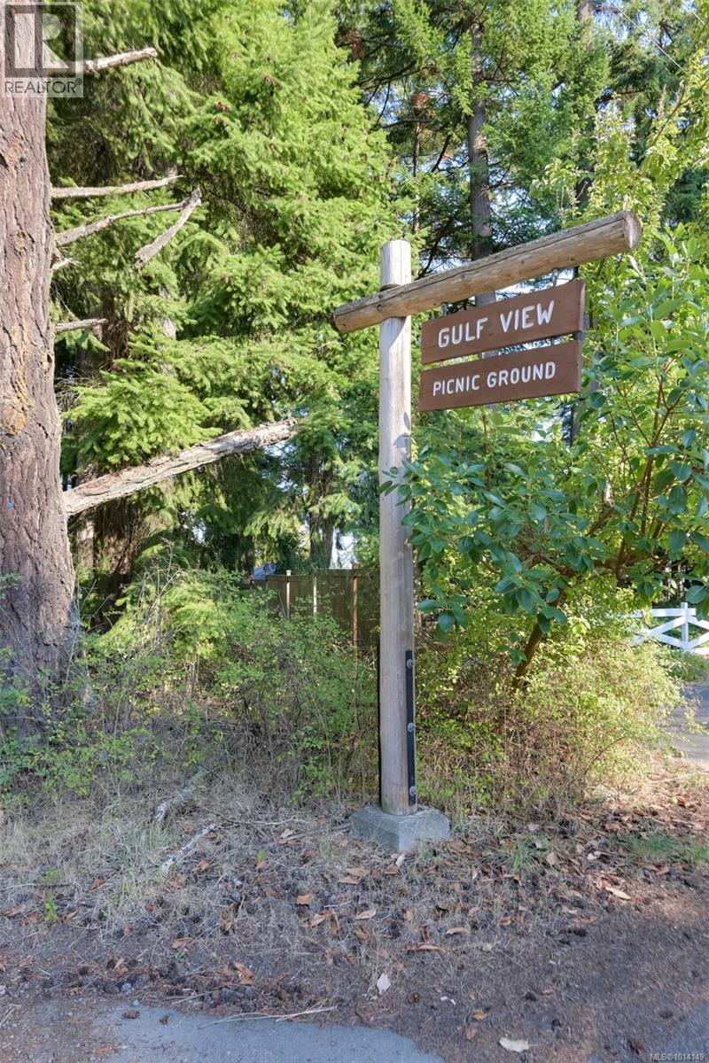 8645 East Saanich Rd, North Saanich, British Columbia  V8L 1G9 - Photo 58 - 1014149