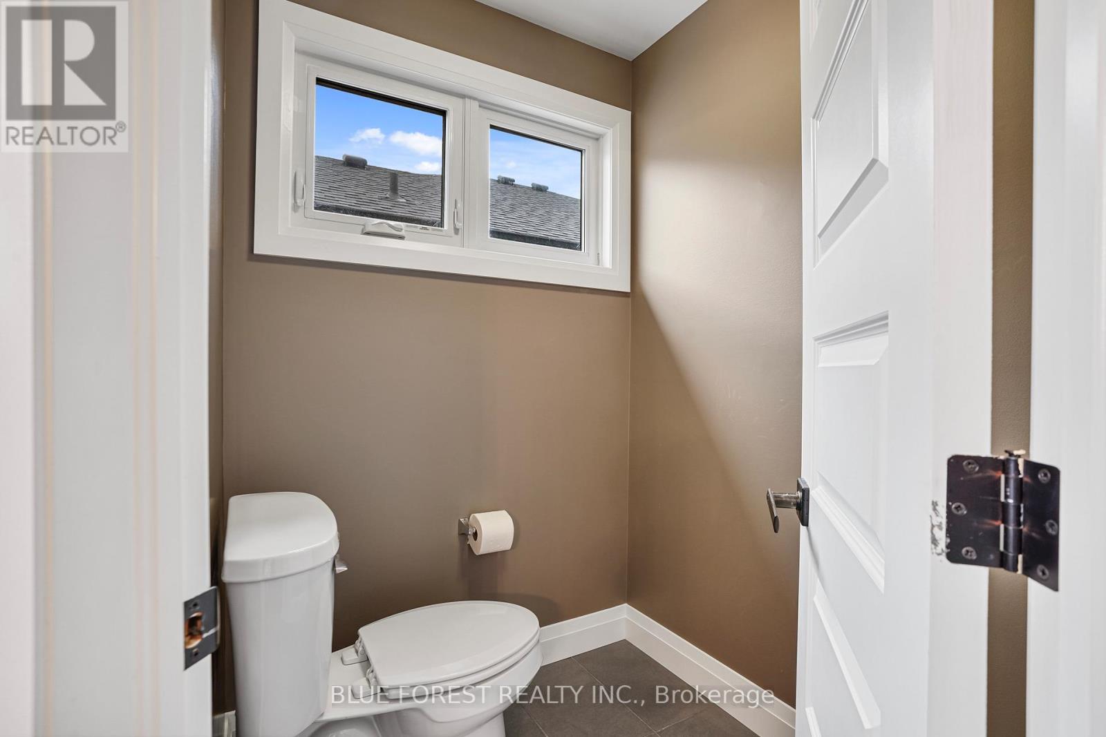 1511 North Wenige Drive, London North, Ontario  N5X 0J4 - Photo 28 - X12414060