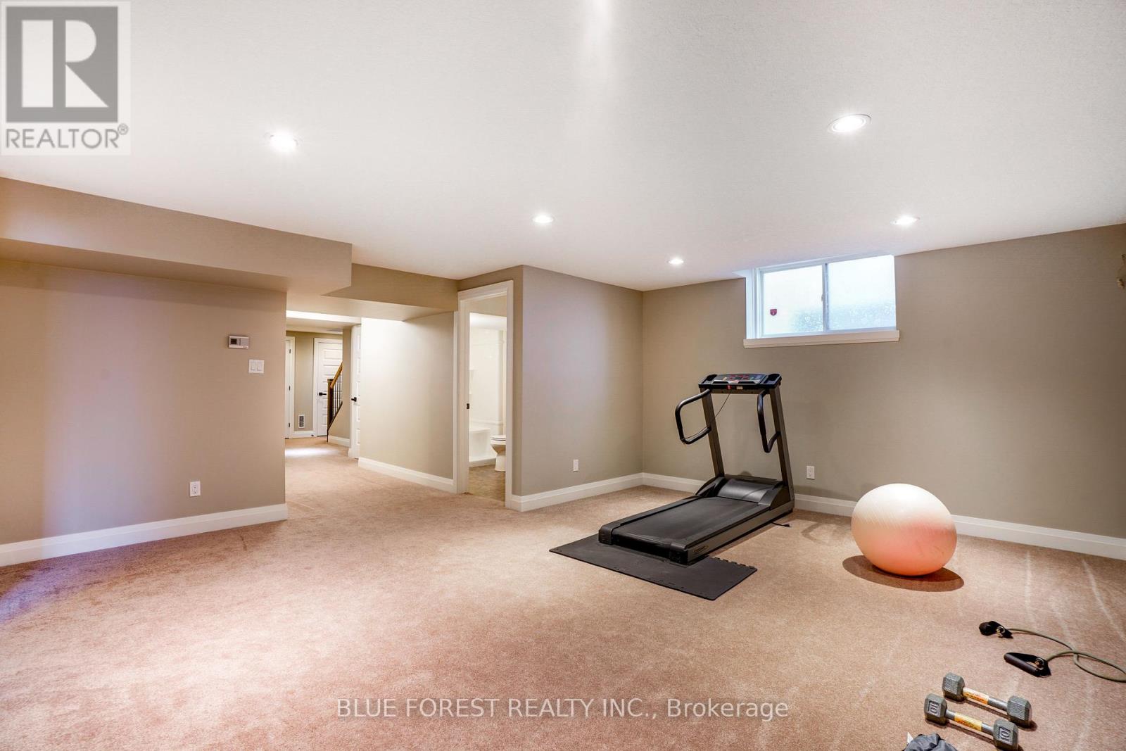 1511 North Wenige Drive, London North, Ontario  N5X 0J4 - Photo 38 - X12414060