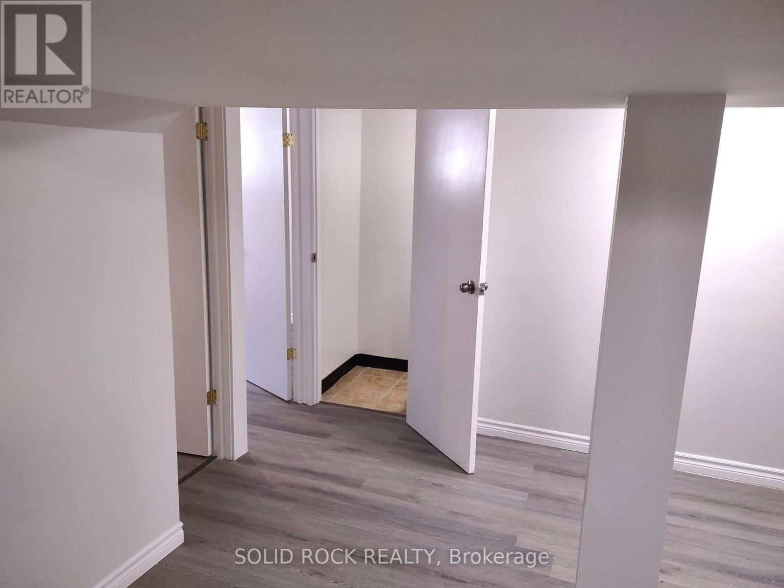 Unit #1a - 1254 Dorchester Avenue E, Ottawa, Ontario  K1Z 8E6 - Photo 3 - X12414050