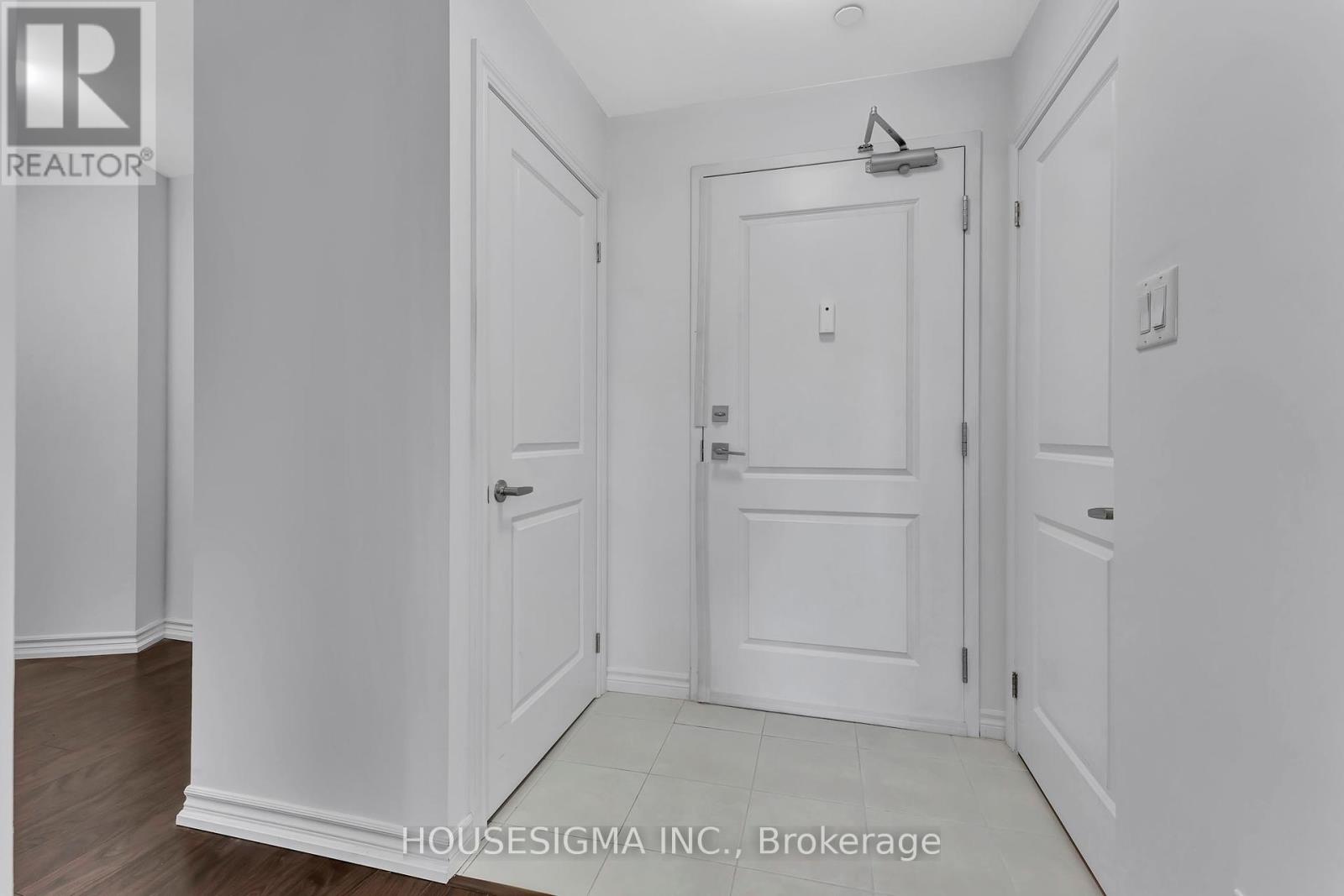322 - 125 Shoreview Place, Hamilton, Ontario  L8E 0K3 - Photo 6 - X12414041