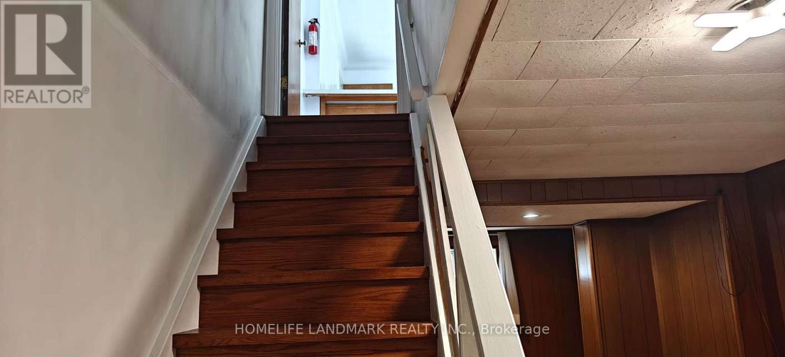 50 Larkfield Drive, Toronto, Ontario  M3B 2H1 - Photo 23 - C12414055