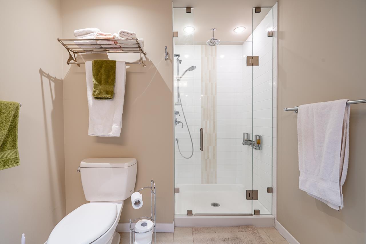 14366 Magdalen Avenue, White Rock, British Columbia  V4B 2X3 - Photo 23 - R3049630