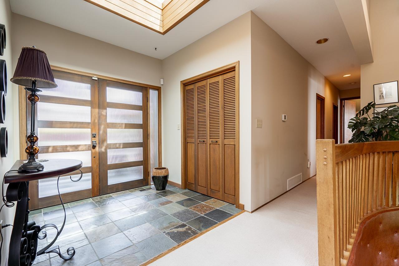 14366 Magdalen Avenue, White Rock, British Columbia  V4B 2X3 - Photo 8 - R3049630