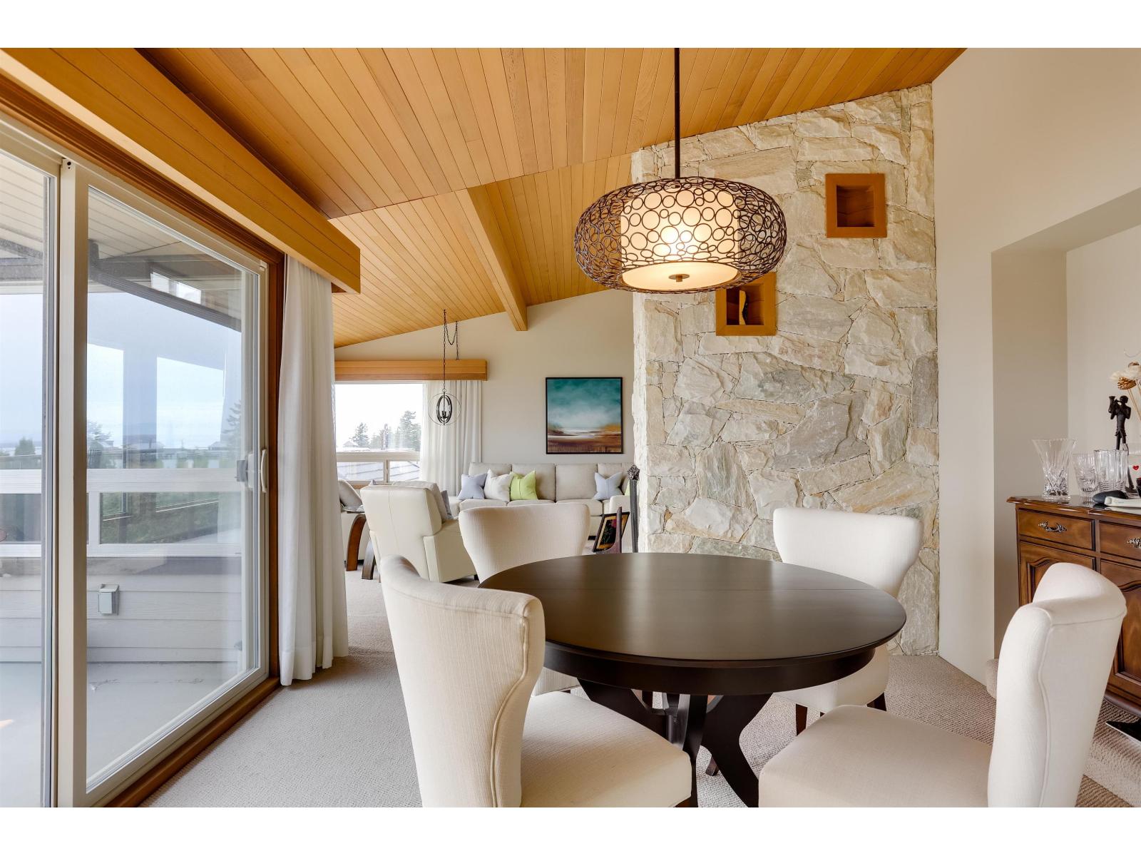 14366 Magdalen Avenue, White Rock, British Columbia  V4B 2X3 - Photo 14 - R3049630