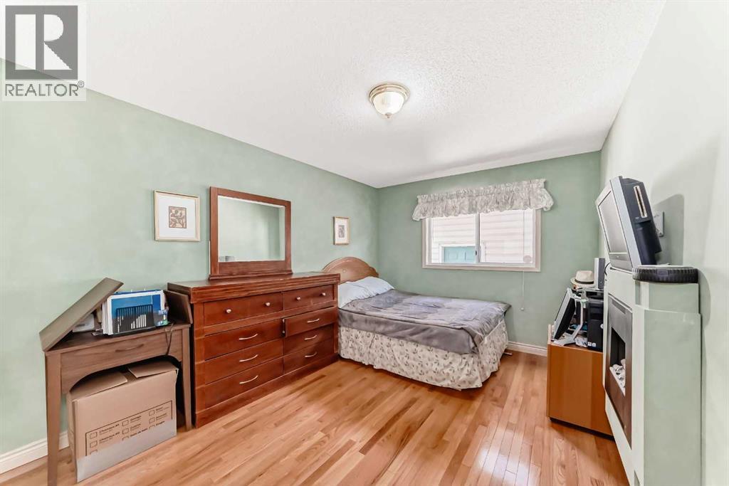 189 Applemead Close Se, Calgary, Alberta  T2A 7S6 - Photo 14 - A2256410