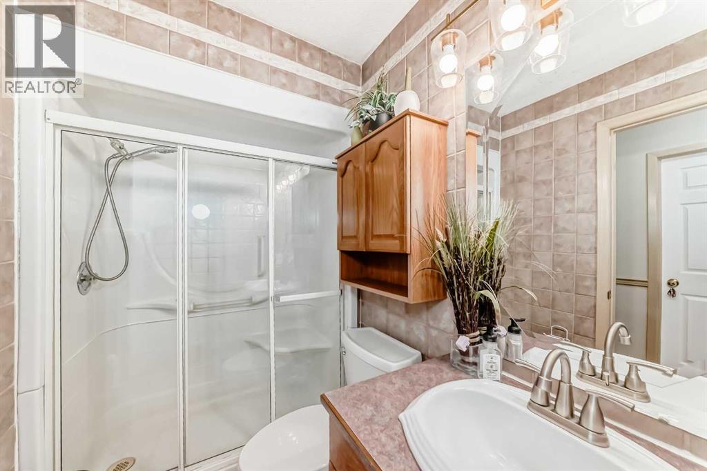 189 Applemead Close Se, Calgary, Alberta  T2A 7S6 - Photo 18 - A2256410