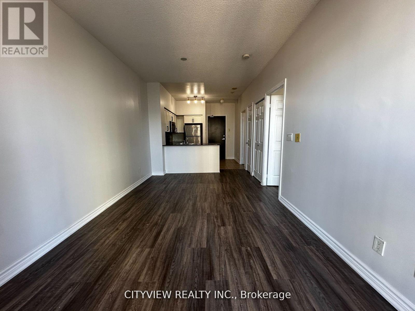 1805 - 388 Prince Of Wales Drive, Mississauga, Ontario  L5B 0A1 - Photo 8 - W12414051