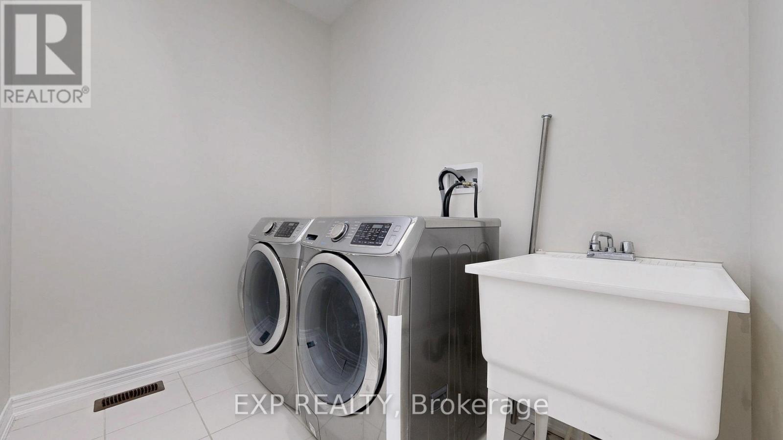 552 Mactier Drive S, Vaughan (Kleinburg), Ontario  L4H 4L5 - Photo 28 - N12414067