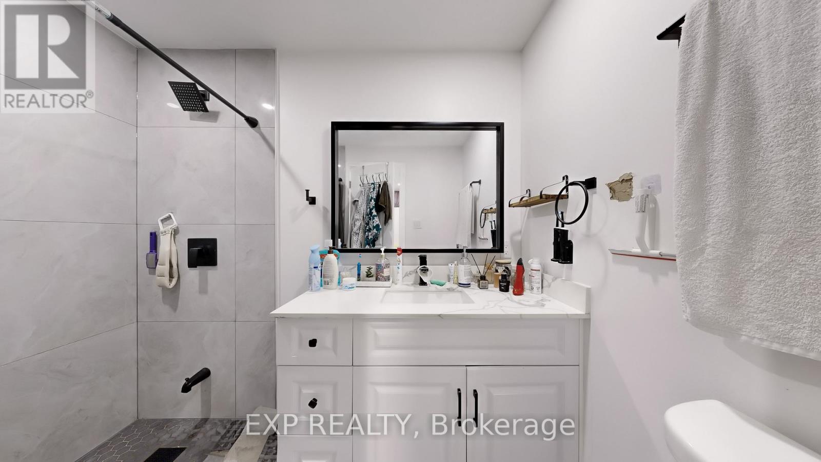 552 Mactier Drive S, Vaughan (Kleinburg), Ontario  L4H 4L5 - Photo 31 - N12414067