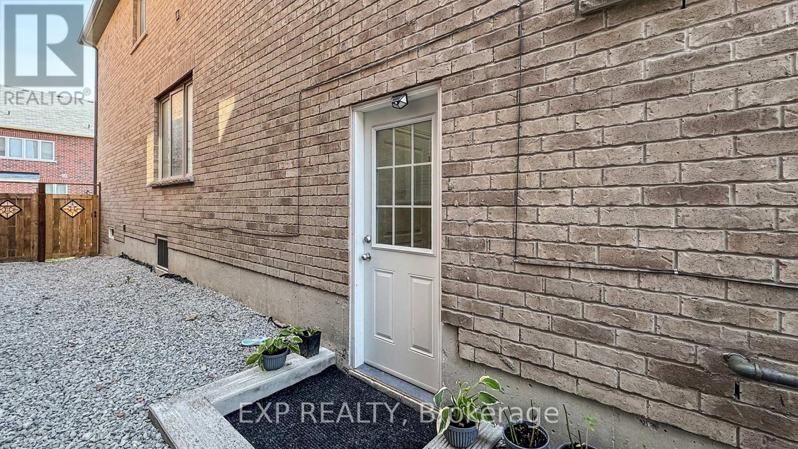 552 Mactier Drive S, Vaughan (Kleinburg), Ontario  L4H 4L5 - Photo 36 - N12414067