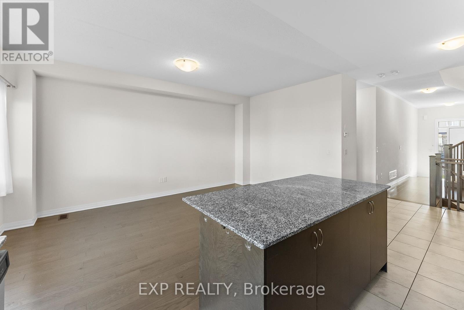 4192 Cherry Heights Boulevard, Lincoln, Ontario  L3J 0R3 - Photo 13 - X12414073