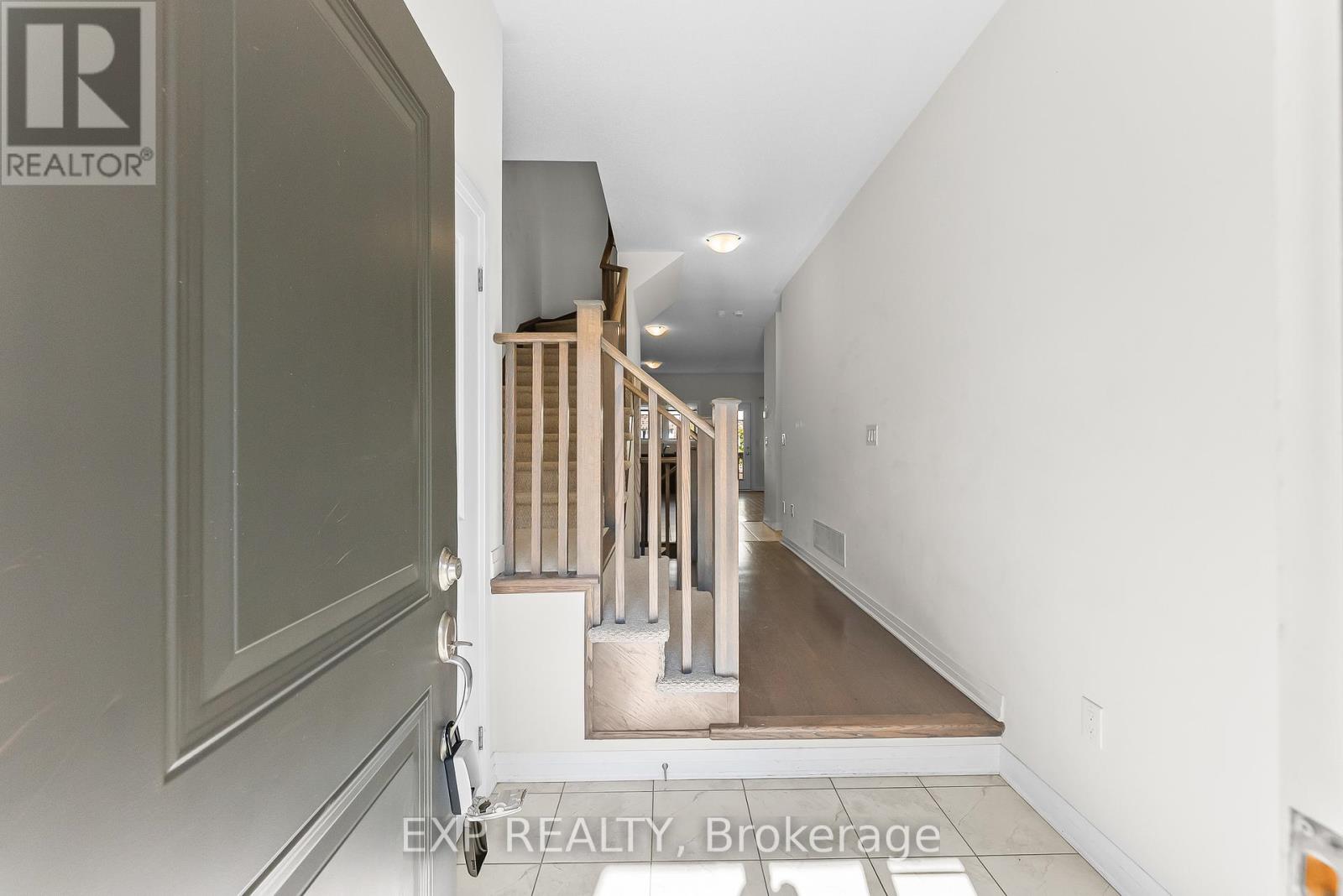 4192 Cherry Heights Boulevard, Lincoln, Ontario  L3J 0R3 - Photo 3 - X12414073