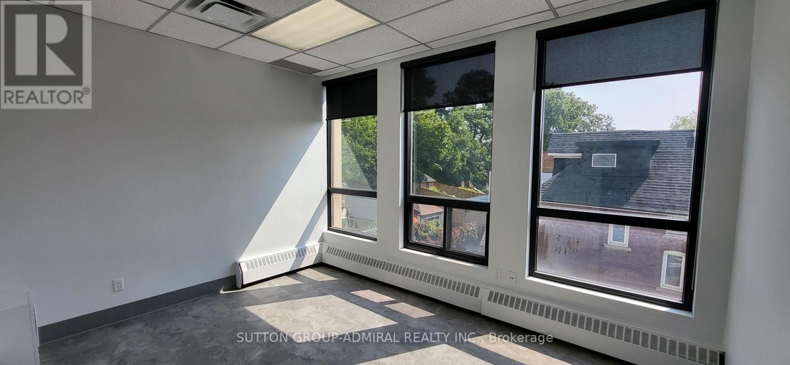 204 - 845 St Clair Avenue W, Toronto, Ontario  M6C 1C2 - Photo 15 - C12414084