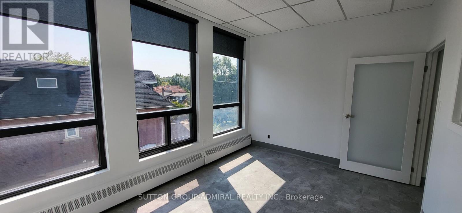 204 - 845 St Clair Avenue W, Toronto, Ontario  M6C 1C2 - Photo 16 - C12414084