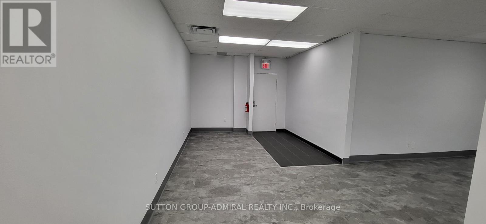 204 - 845 St Clair Avenue W, Toronto, Ontario  M6C 1C2 - Photo 3 - C12414084