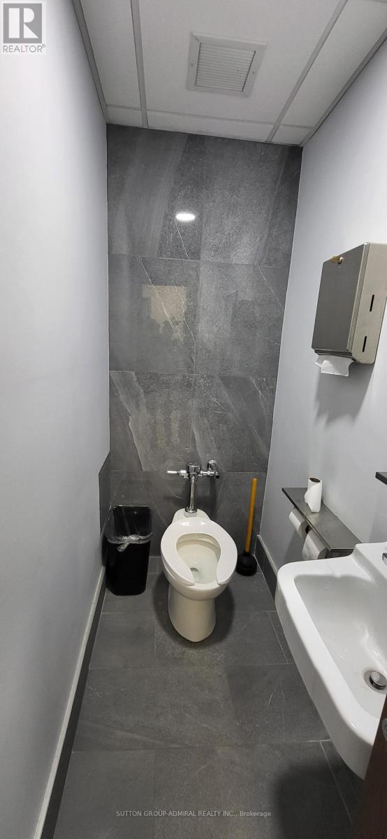 204 - 845 St Clair Avenue W, Toronto, Ontario  M6C 1C2 - Photo 30 - C12414084