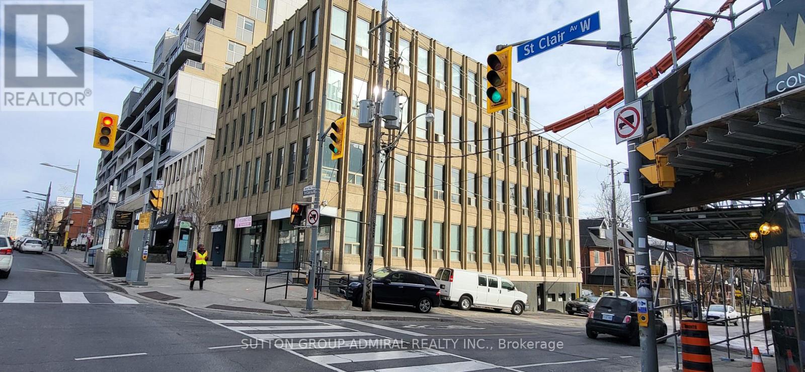 204 - 845 St Clair Avenue W, Toronto, Ontario  M6C 1C2 - Photo 34 - C12414084