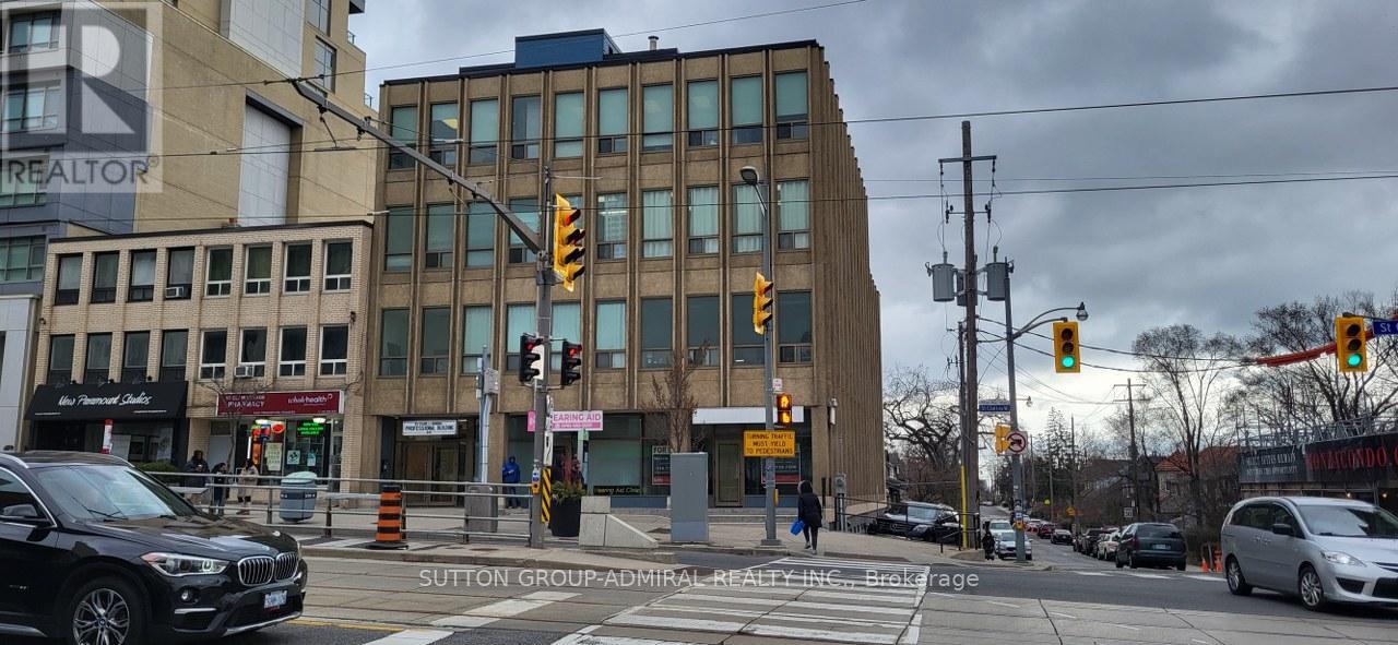 204 - 845 St Clair Avenue W, Toronto, Ontario  M6C 1C2 - Photo 35 - C12414084