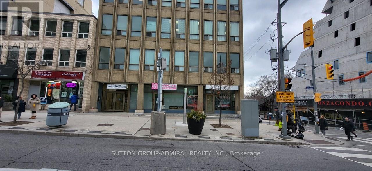 204 - 845 St Clair Avenue W, Toronto, Ontario  M6C 1C2 - Photo 37 - C12414084