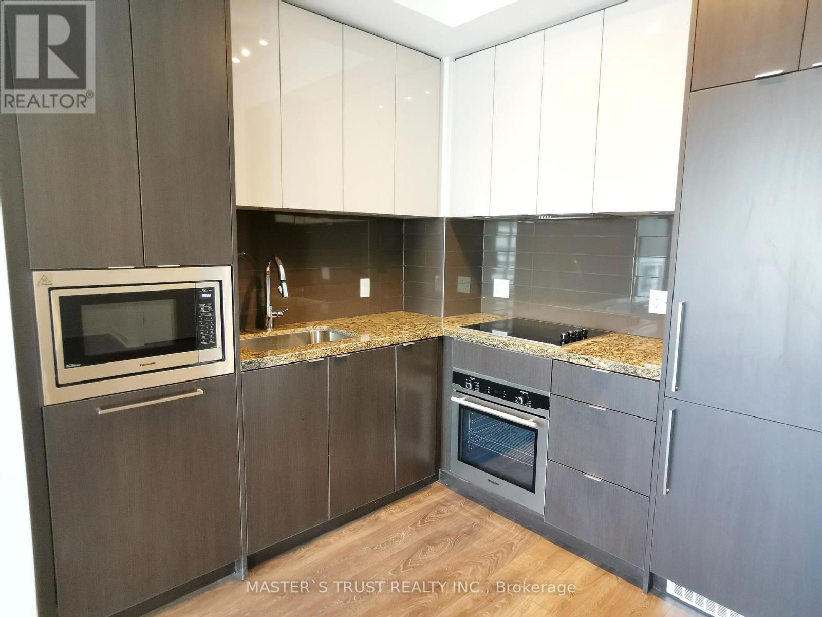 3909 - 125 Blue Jays Way, Toronto, Ontario  M5V 0N5 - Photo 12 - C12414088