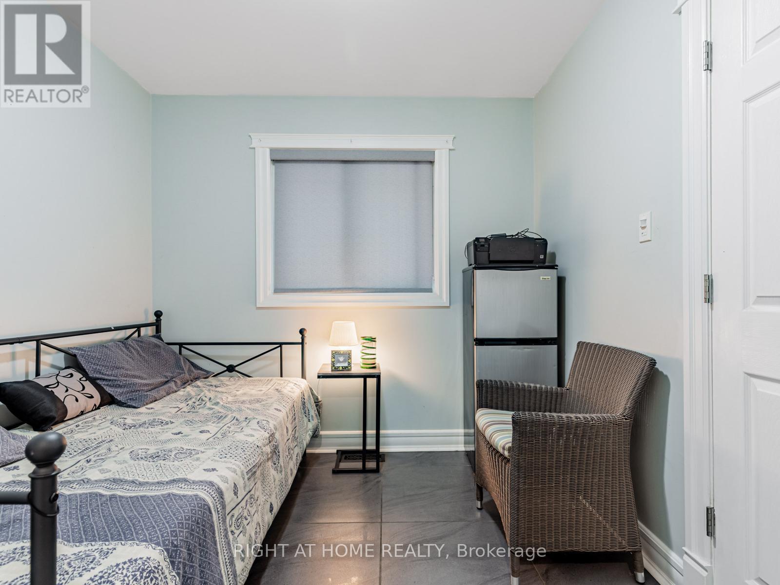 71 Satchell Boulevard, Toronto, Ontario  M1C 3B3 - Photo 14 - E12414079